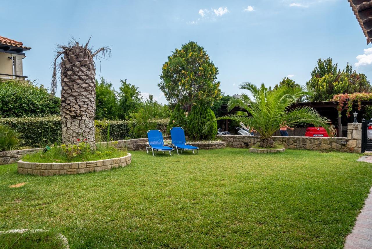 Blue Thea Luxury Villa In Afitos Exterior photo